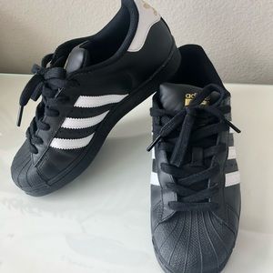 ADIDAS Superstar Shoes